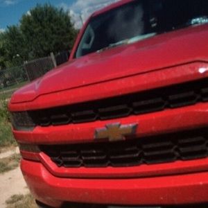 Meet your Posher, Julio